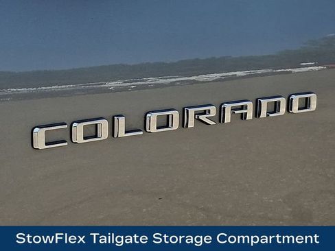 Used 2024 Chevrolet Colorado LT w/ LT Convenience Package III AWD/4WD image 33