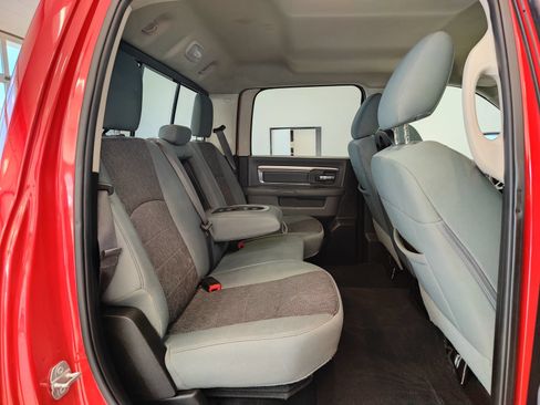 Used 2019 RAM 1500 Big Horn AWD/4WD image 14