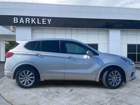 Used 2019 Buick Envision Essence FWD image 2