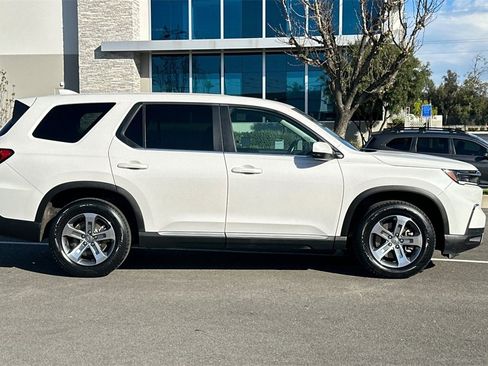 Certified 2023 Honda Pilot EX-L image 3