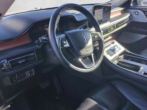 Used 2020 Lincoln Aviator Grand Touring w/ Equipment Group 302A image 10
