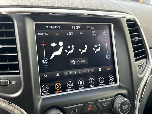 Used 2018 Jeep Grand Cherokee Summit AWD/4WD image 18