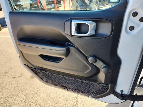 Certified 2021 Jeep Gladiator Sport image 16