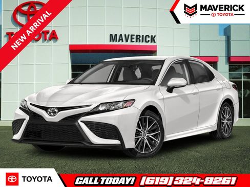 Used 2024 Toyota Camry SE FWD image 1