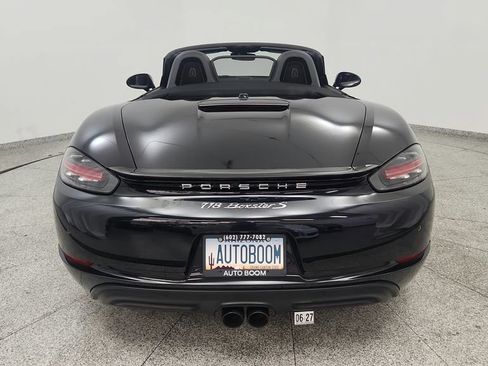 Used 2018 Porsche 718 Boxster S RWD image 15