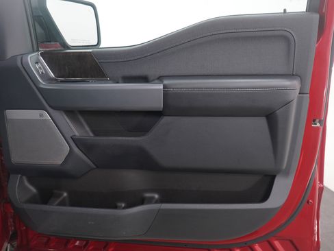 Used 2021 Ford F150 Lariat w/ Equipment Group 502A High image 13