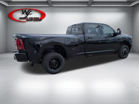 New 2026 RAM 3500 Laramie AWD/4WD image 4
