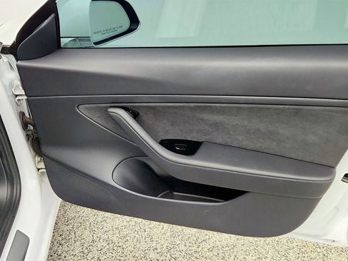Used 2020 Tesla Model 3 Long Range image 31