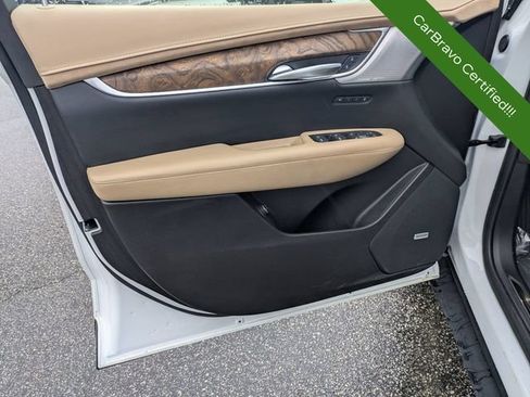 Used 2023 Cadillac XT5 Sportv w/ Platinum Package AWD/4WD image 11