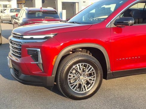 New 2026 Chevrolet Traverse LT w/ Driver Confidence Package image 6
