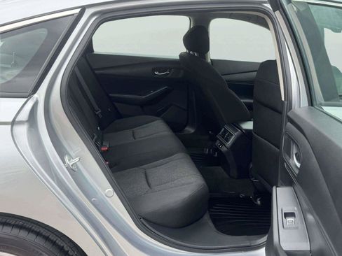 Used 2025 Honda Accord LX image 46