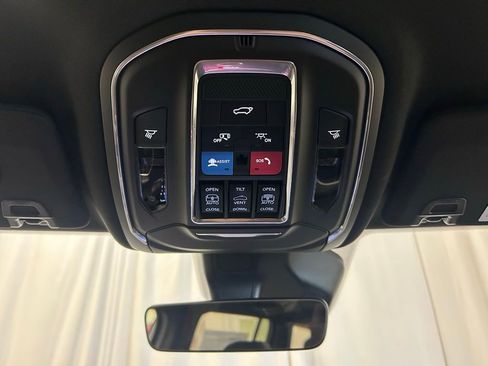 New 2026 Jeep Grand Cherokee L Limited AWD/4WD image 19