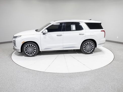 Used 2023 Hyundai Palisade Calligraphy image 35