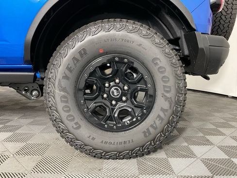New 2026 Ford Bronco Badlands AWD/4WD image 10