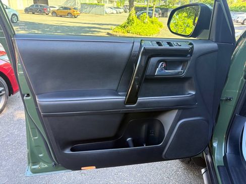 Used 2020 Toyota 4Runner TRD Pro AWD/4WD image 11