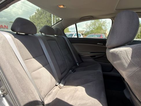 Used 2010 Honda Accord EX image 17