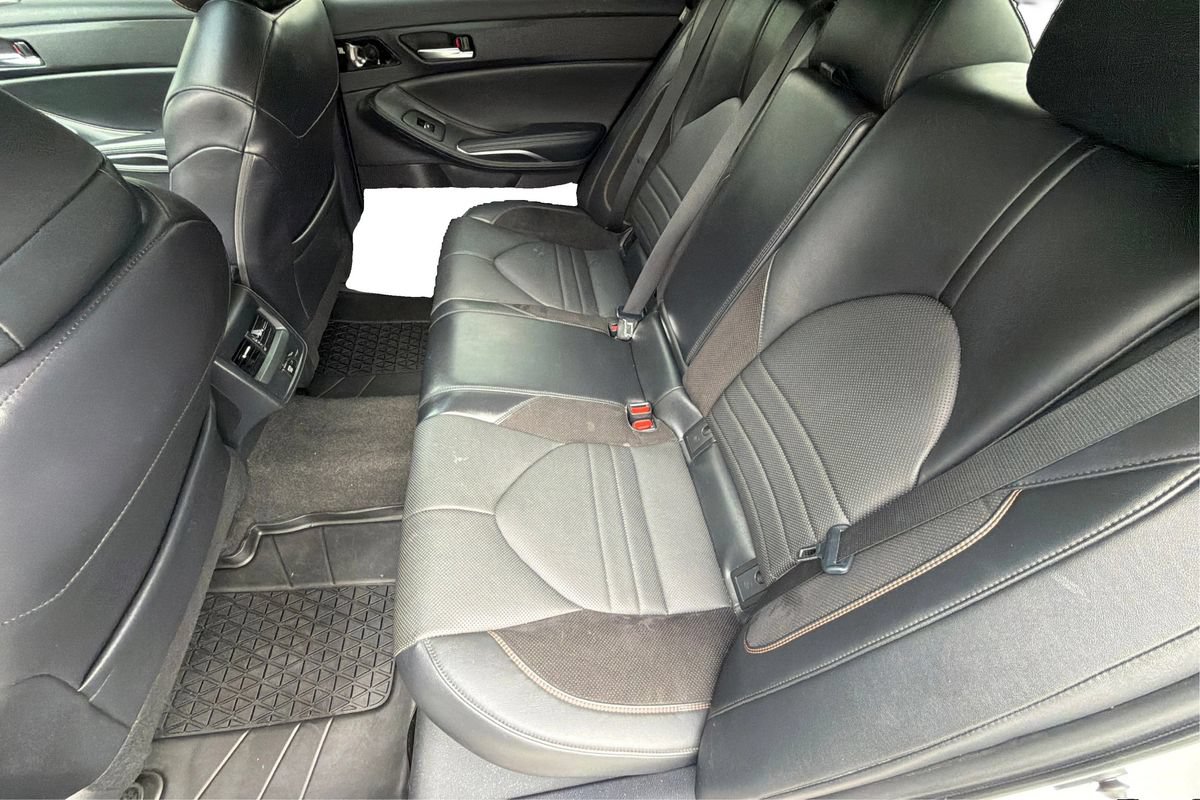 Used 2022 Toyota Avalon XSE FWD image 10