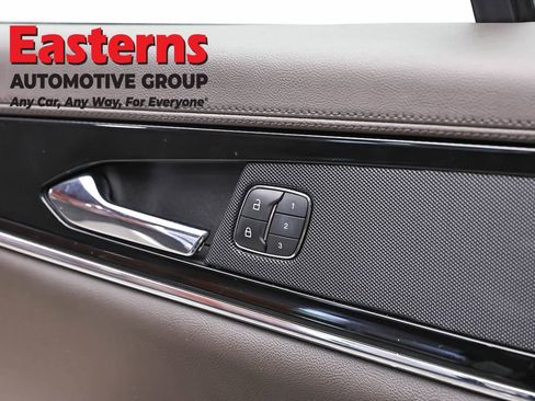 Used 2022 Lincoln Nautilus AWD w/ Premium Package image 21