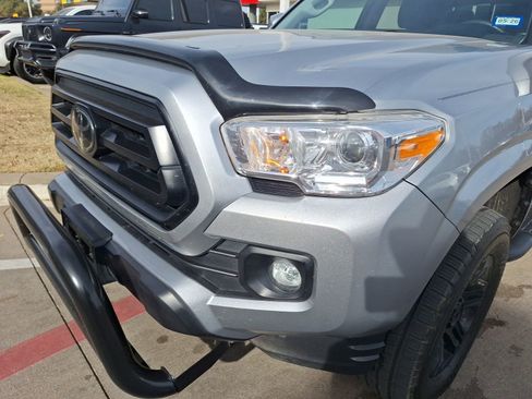 Used 2022 Toyota Tacoma SR image 10
