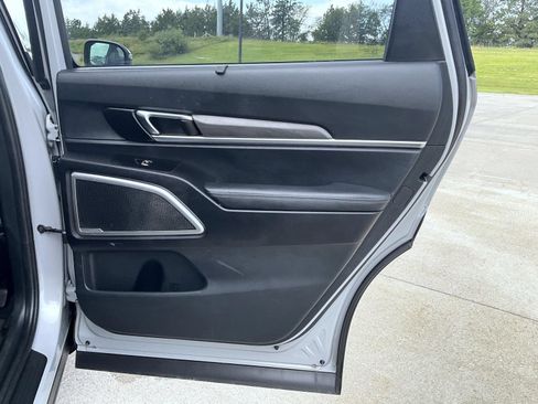 Used 2023 Kia Telluride EX X-Line AWD/4WD image 23