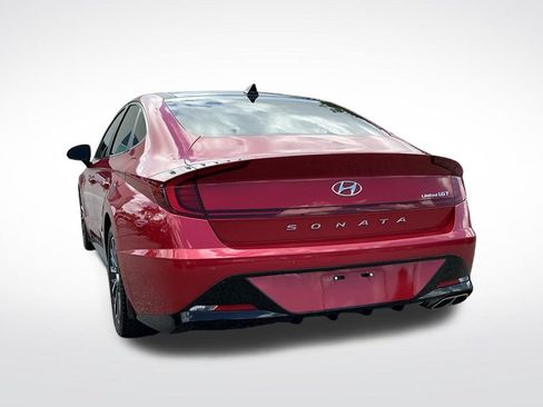 Used 2020 Hyundai Sonata Limited w/ Preferred Accessory Package FWD image 9