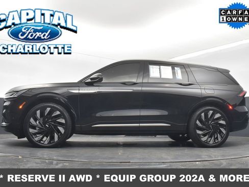 Used 2024 Lincoln Nautilus Reserve w/ Equipment Group 202A image 27