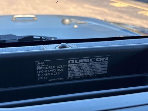 Used 2018 Jeep Wrangler Unlimited Rubicon image 31