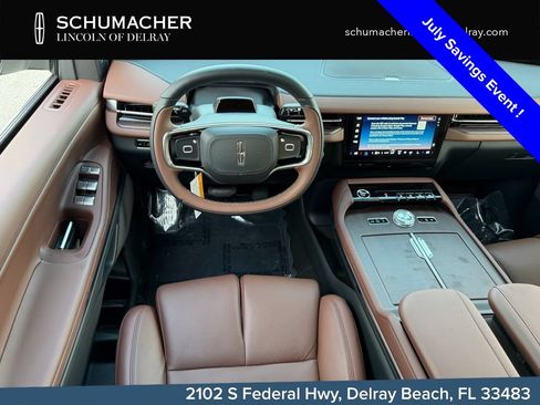 New 2026 Lincoln Navigator Reserve AWD/4WD image 12