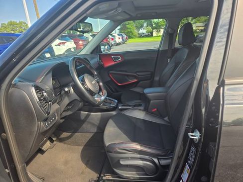 Used 2023 Kia Soul GT-Line FWD image 6