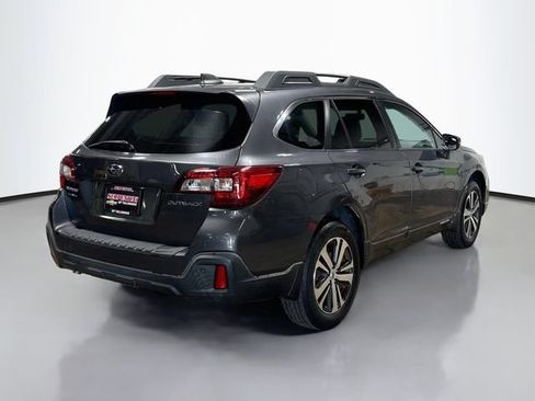 Used 2018 Subaru Outback 2.5i Limited AWD/4WD image 6