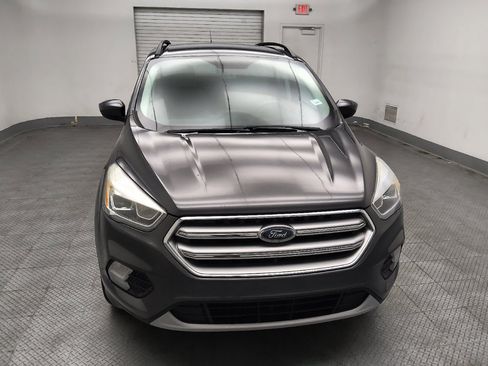 Used 2017 Ford Escape SE w/ Equipment Group 201A AWD/4WD image 14