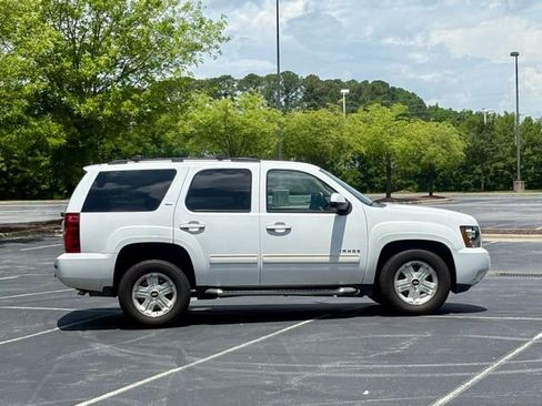 Used 2011 Chevrolet Tahoe LT w/ Suspension Package, Off-Road RWD image 9