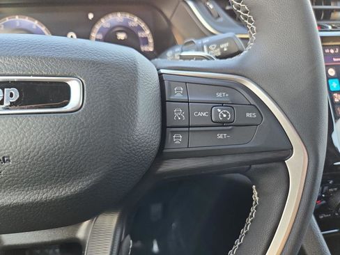 New 2025 Jeep Grand Cherokee Altitude RWD image 24
