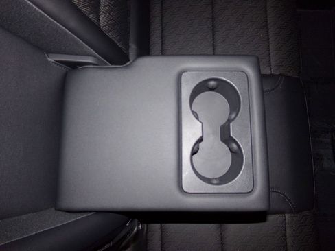 New 2026 Chevrolet Equinox LT w/ Convenience Package II image 11