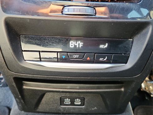 Used 2023 BMW X3 sDrive30i w/ M Sport Package image 11