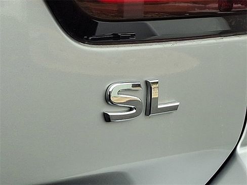 Used 2024 Nissan Armada SL w/ Captain's Chairs Package image 33