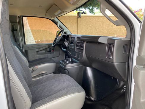 Used 2025 Chevrolet Express 2500 w/ Driver Convenience Package RWD image 43