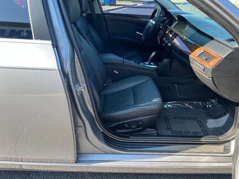 Used 2009 BMW 528i xDrive Sedan image 23