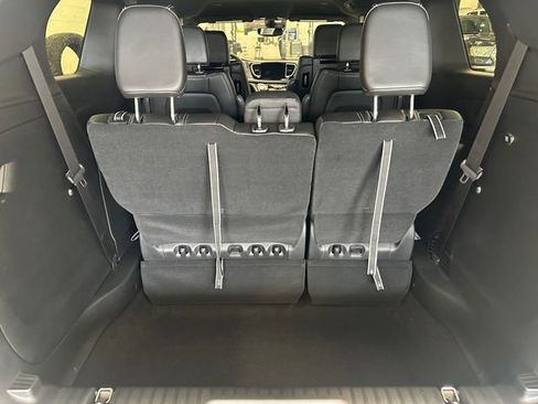 New 2026 Chrysler Pacifica Select image 19