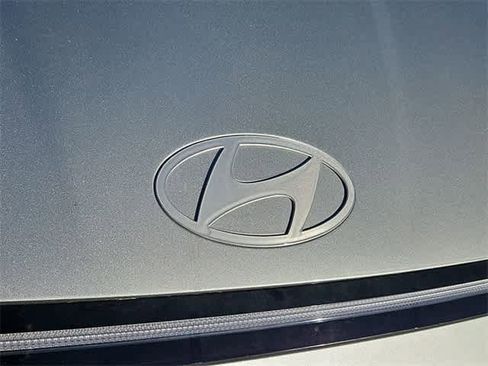 Certified 2025 Hyundai Sonata SEL image 11