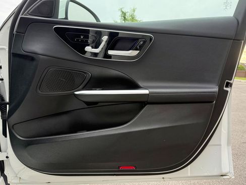 Used 2022 Mercedes-Benz C 300 Sedan image 22