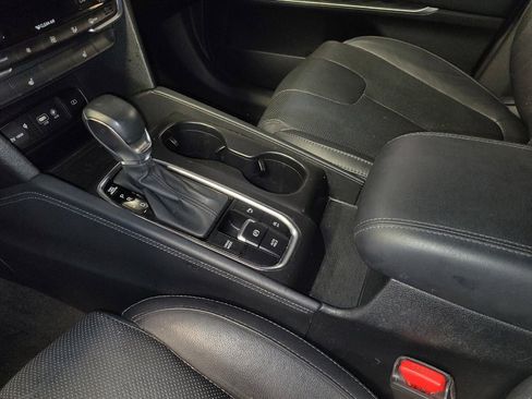 Used 2020 Hyundai Santa Fe SEL w/ Convenience + Premium Package FWD image 26
