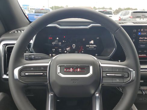 New 2026 GMC Canyon Elevation image 22