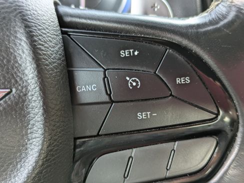 Used 2021 Chrysler 300 S image 18