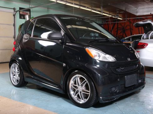 Used 2009 smart fortwo BRABUS RWD image 5