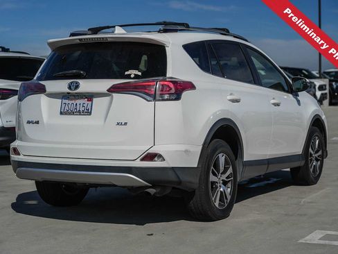 Used 2016 Toyota RAV4 XLE FWD image 4