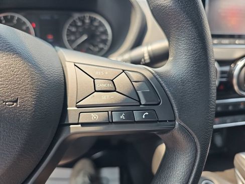 Used 2025 Nissan Sentra S FWD image 18