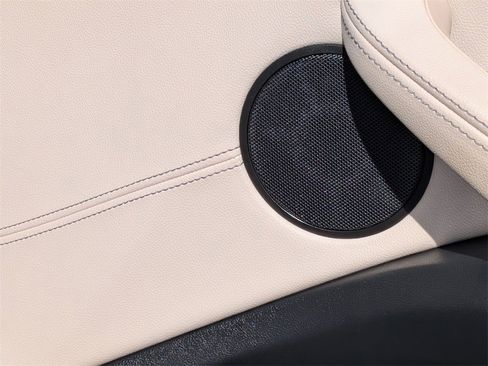 Used 2024 BMW X4 M40i w/ Premium Package image 13