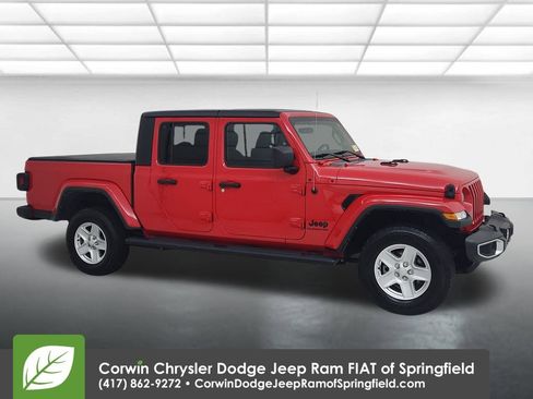 Used 2022 Jeep Gladiator Sport image 1