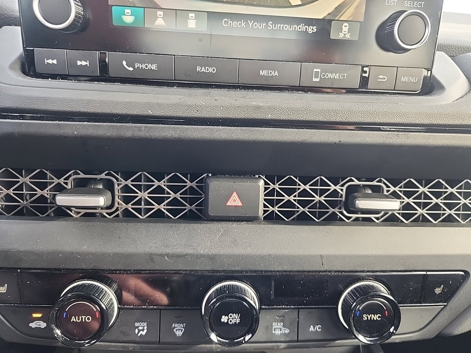 Used 2024 Honda Accord EX image 11